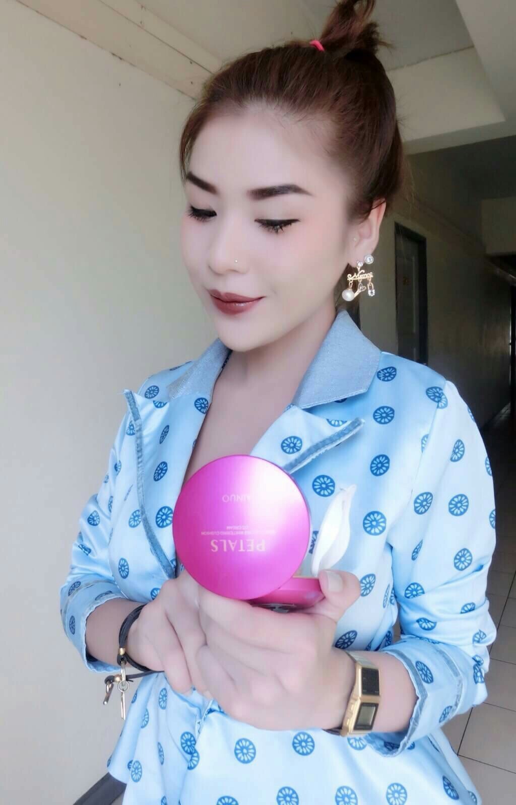 Ainuo a479 Petals Moisturizing Whitening Cushion CC cream แป้งน้ำคุชชั่น ซีซี ครีม